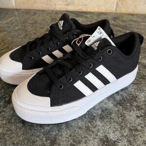 Adidas Nizza Platform Women's Sneakers BRAND NEW WITH TAGS